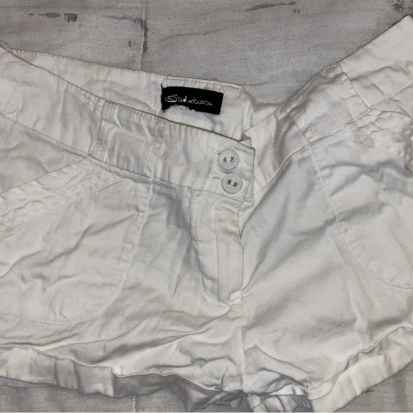 low rise shorts - Picture 1 of 2